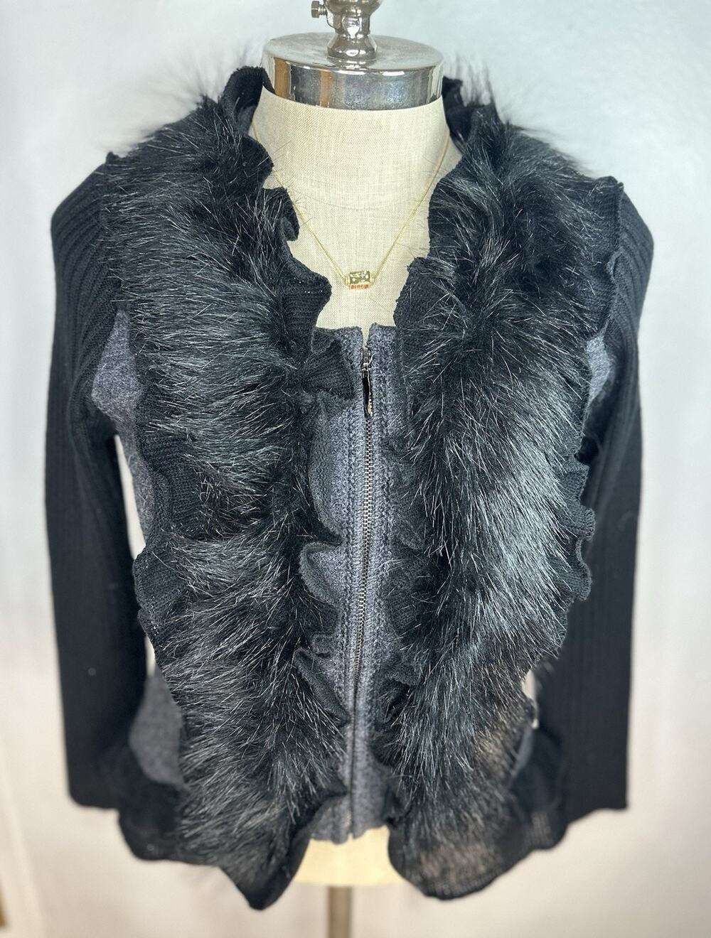 Vtg Y2K Faux Fur Wool Blend Sweater Jacket Petite Medium Lisa International